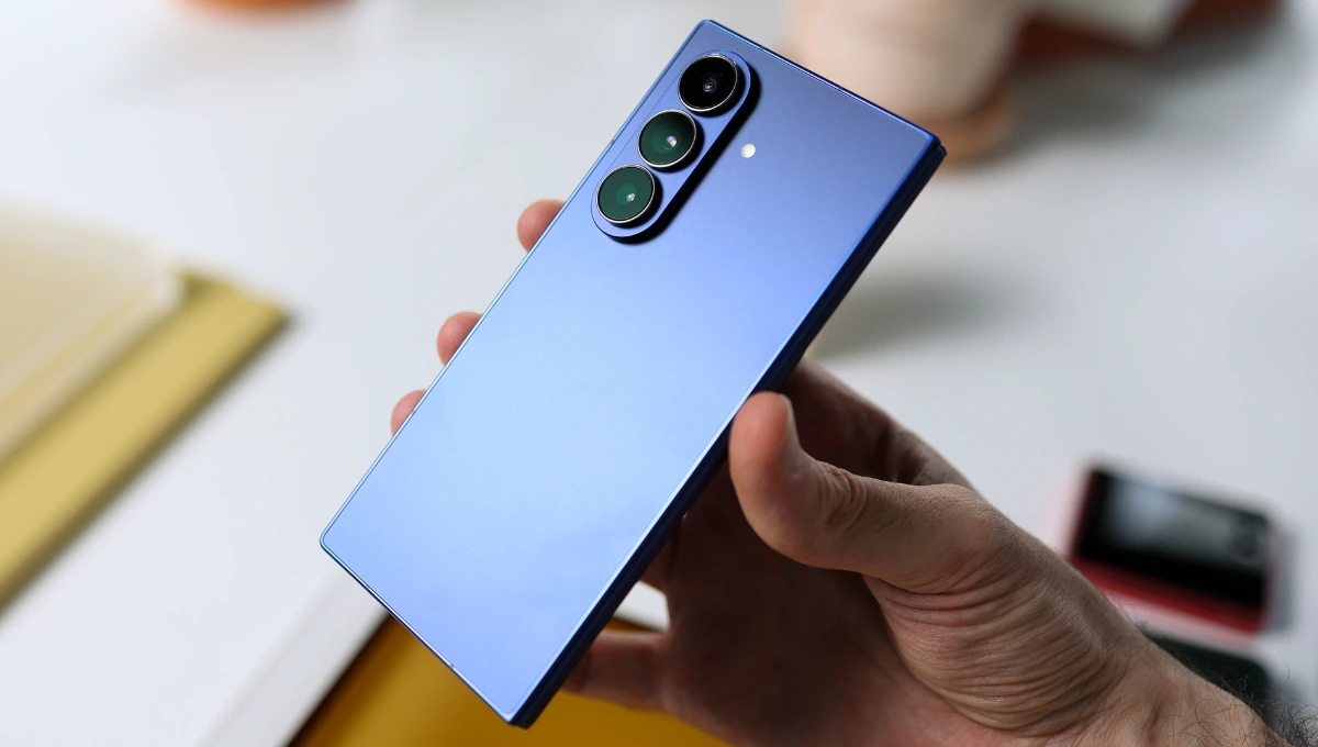 Galaxy Z Fold SE Gets Stable One UI 8 Update With AI Feature