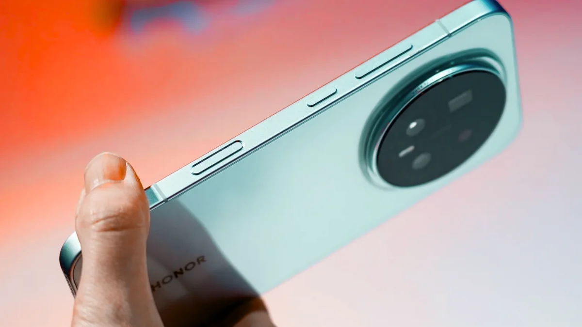 Honor Magic 8 Pro to Launch With Snapdragon 8 Elite Gen 5 and Dedicated AI Button