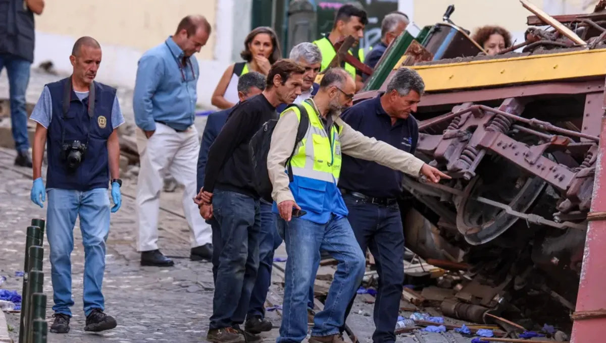Lisbon Funicular Crash Leaves 17 Dead, Dozens Injured