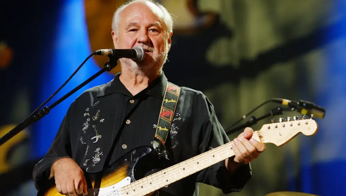 Sonny Curtis, Crickets Frontman and ‘Mary Tyler Moore Show’ Theme Writer, Dies at 88